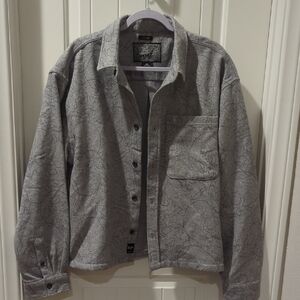 Brooklyn Cloth Gray Men's Shirt Jacket With Skull Print